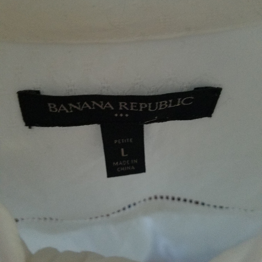 Banana Republic Tie Neck White Button Down Shirt - Picture 7 of 7